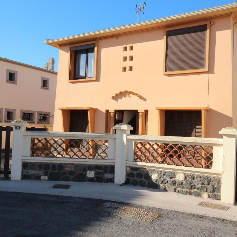 Appartement 2 pièces, au 1er étage pour 2 à 4 couchages, proche commerces et 200m plage de PORTIRAGNES PLAGE LXRH9 - Appartement - 1