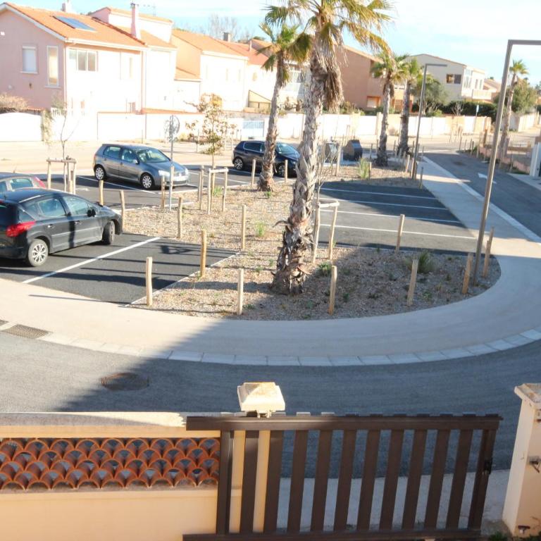 Appartement 2 pièces, au 1er étage pour 2 à 4 couchages, proche commerces et 200m plage de PORTIRAGNES PLAGE LXRH9 - Appartement - 11