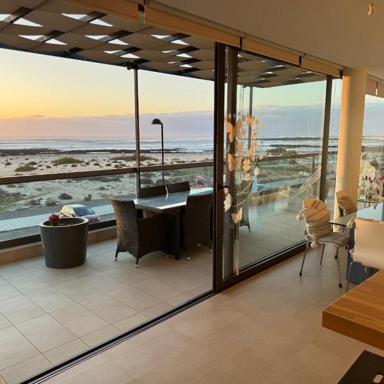 La Casa de la Playa-Best FTV Views, by Comfortable Luxury - Apartamento con vistas al mar - 29