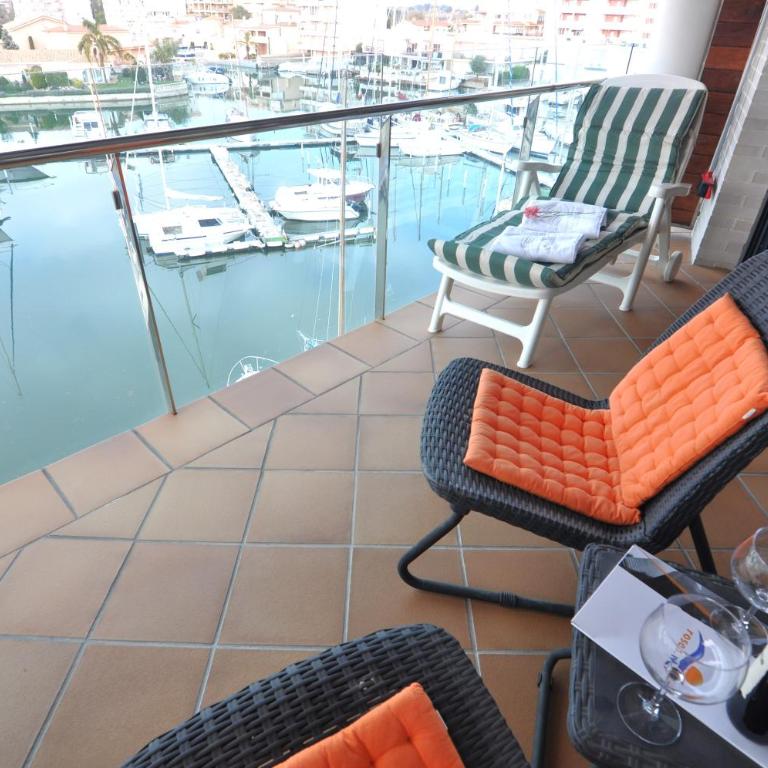 RNET - Apartments Roses Port Trebol - Apartamento de 2 dormitorios - 10