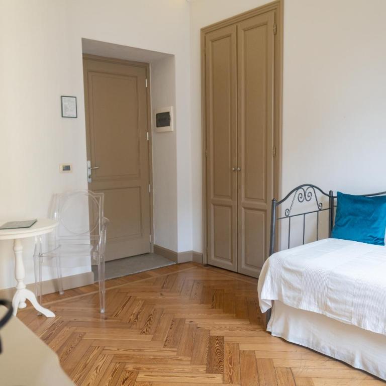 XX SETTEMBRE Urban Relais - Quadruple Room with Private Bathroom - 11
