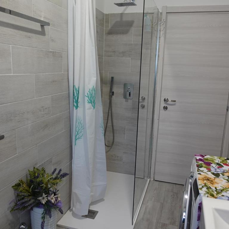 SAGNINO COMO LAKE APARTMENT Free PARKING - Appartamento con 2 Camere da Letto - 39