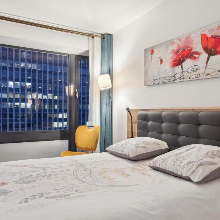 Paris luxury Apartment 75m2 with Eiffel Tower View, metro 1 min, parking - Appartement 2 Chambres - 30
