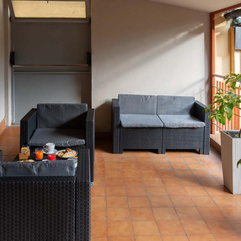 Hotel Jane - Small Double Room with Balcony - 4