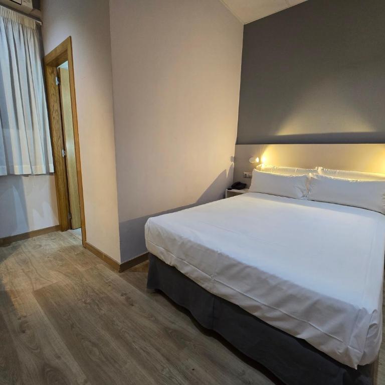 Rambla Alicante - Small Double Room - 1
