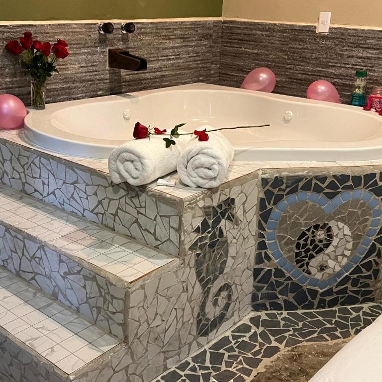 Hokhmah Heart Hotel - Apartment with Balcony - 6