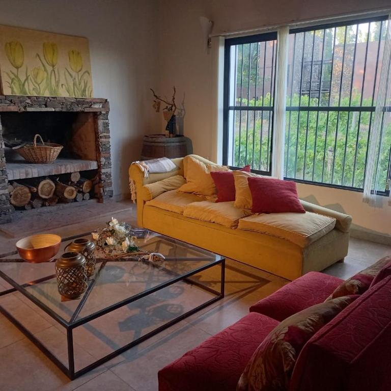 CASA EN CHACRAS DE CORIA CON VIÑEDO Y JACUZZI - Casa de 2 dormitorios - 16