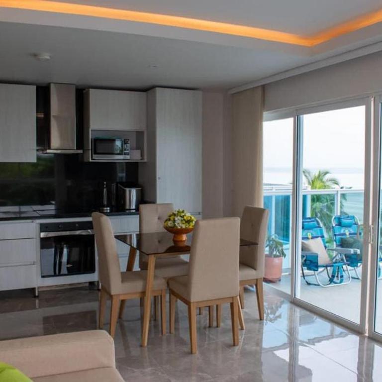 Apartamento frente al mar - Two-Bedroom Apartment - 4