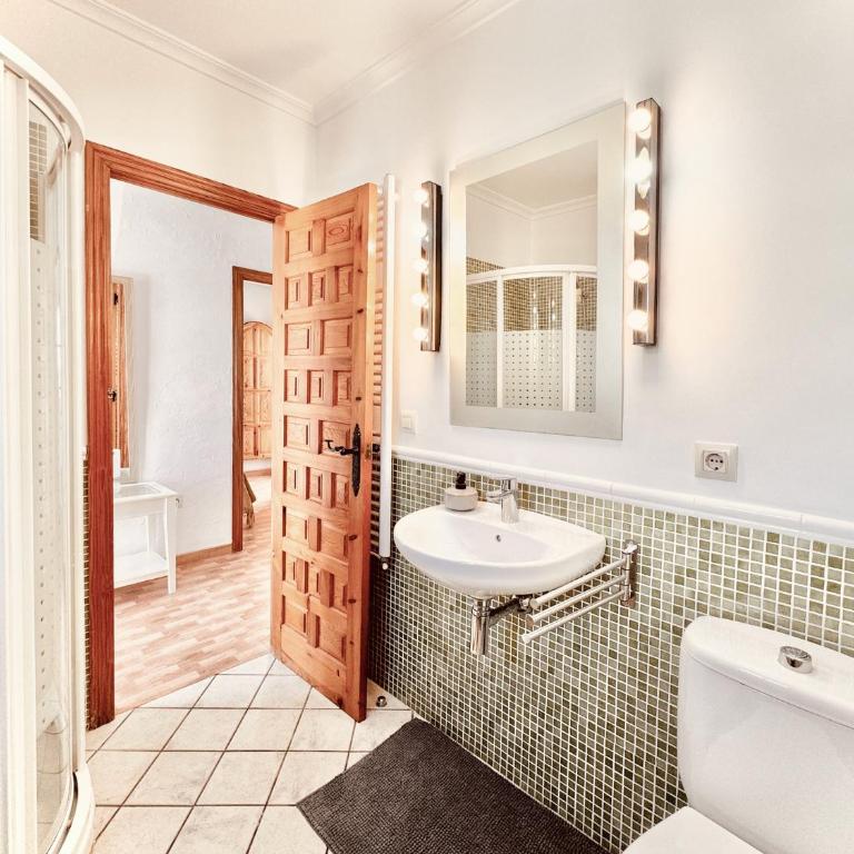 Casa Natura Carabassi Beach - Three-Bedroom Chalet - 40