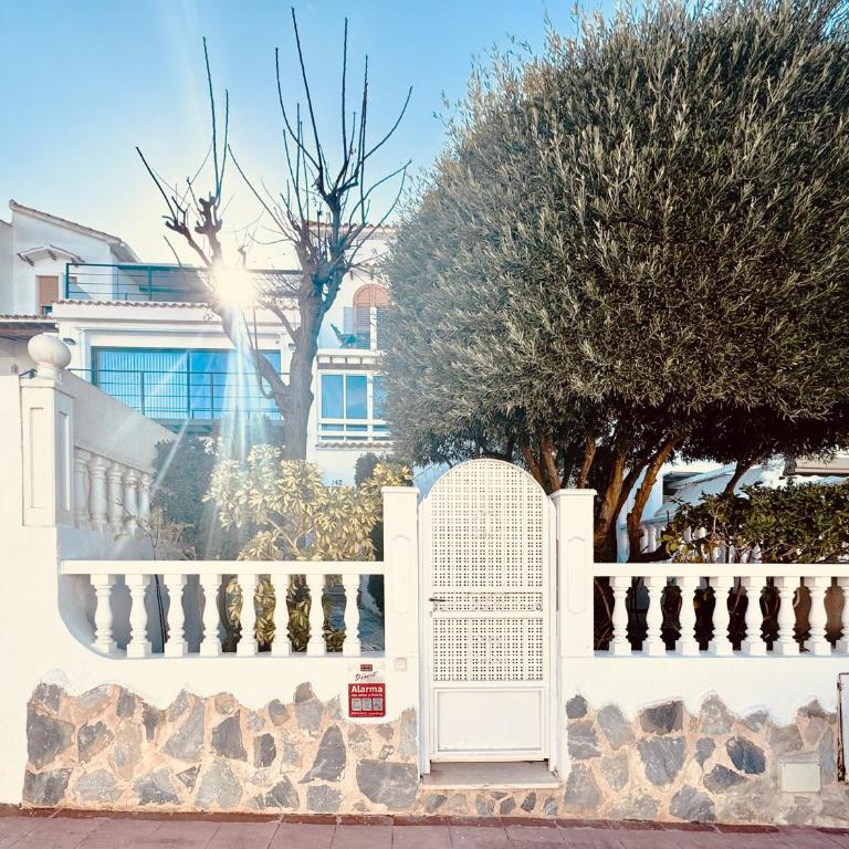 Casa Natura Carabassi Beach - Three-Bedroom Chalet - 49