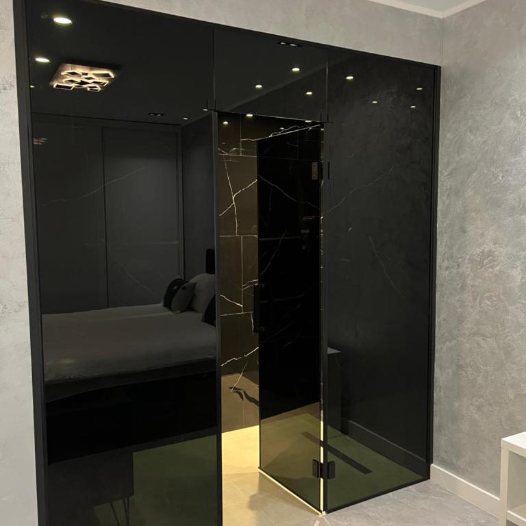MT Apartment - One-Bedroom Apartment - 3