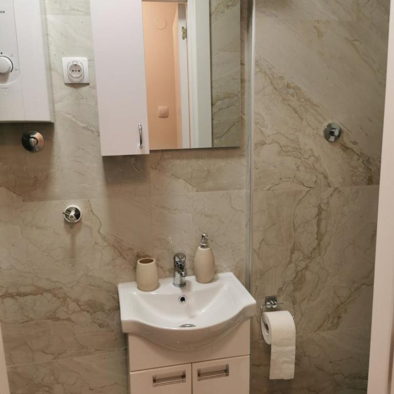 Apartman Bonsai - One-Bedroom Apartment - 12