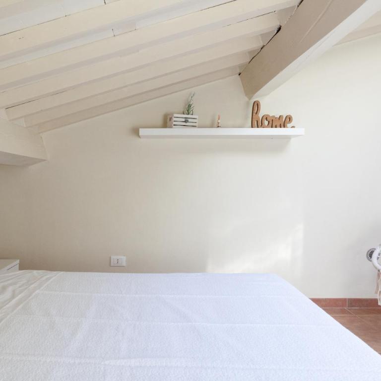 White Attic Lucca - Appartamento con 2 Camere da Letto - 16