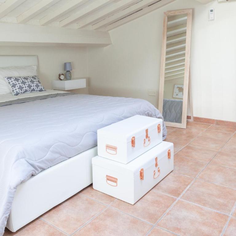 White Attic Lucca - Appartamento con 2 Camere da Letto - 35