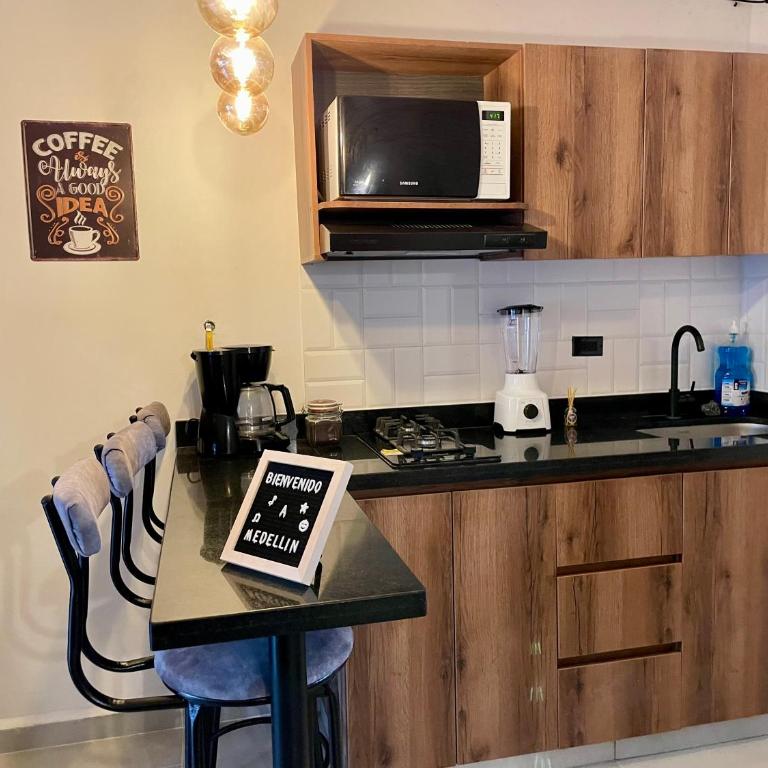 Cerca a Laureles / 300M Wi-Fi - Apartamento de 1 dormitorio - 2