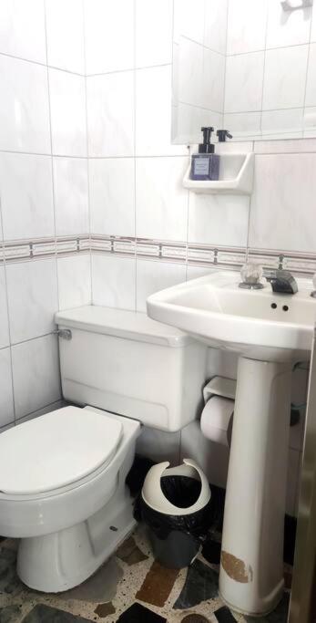 Comodo apartamento en Pereira - Apartamento de 3 dormitorios - 23