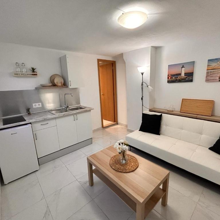 CASA ELEO - Apartamento de 1 dormitorio - 1