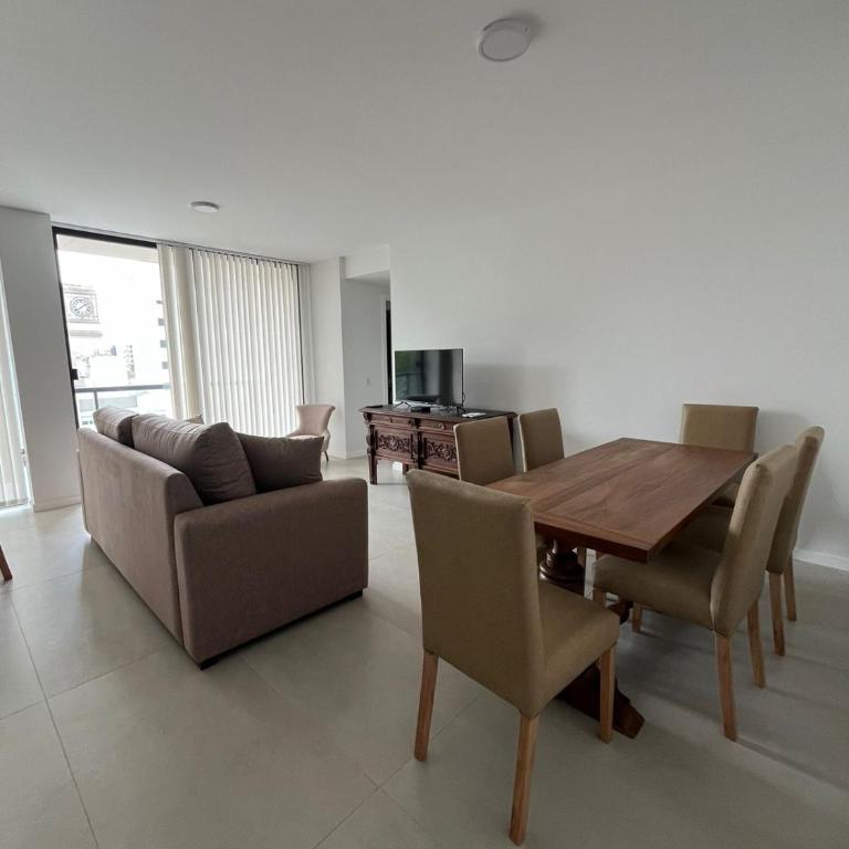 Departamento zona Güemes 3 ambientes N 504 - Apartamento de 1 dormitorio - 12