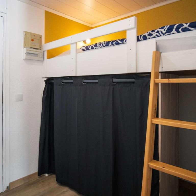 Appartement rénové 18m², Val Thorens - 2 pers, balcon, proche pistes - FR-1-637-77 - Monolocale - 6