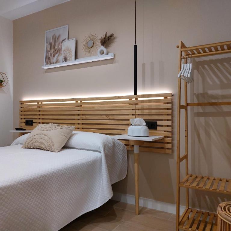 Pensión Cabezas Oviedo - Habitación Individual con baño privado - 4