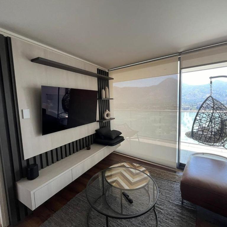 HOM I Lujoso y Comodo Depto 1D1B en Las Condes - Apartment - 1