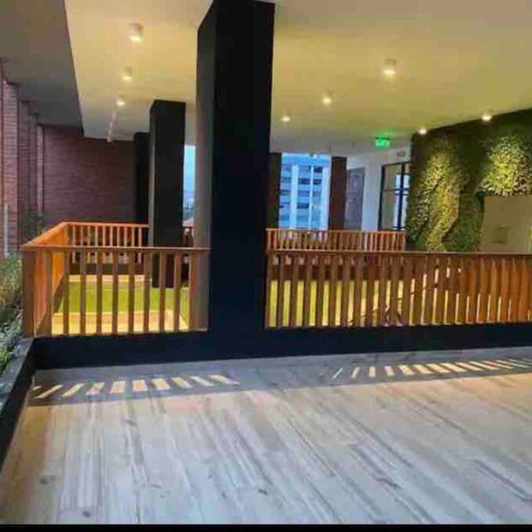 Departamento con una vista espectacular parque la Carolina - Apartamento de 2 dormitorios - 83