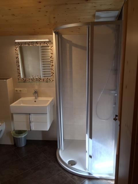 Bauernhof Sinnersberg - Apartment mit 2 Schlafzimmern und Dusche - 14