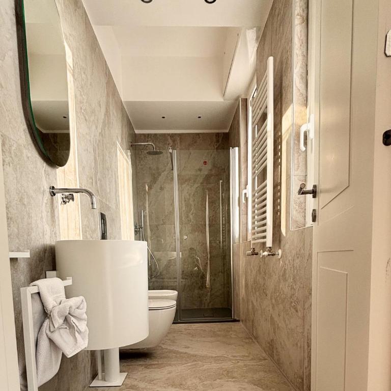 Loreto Penthouse Milan - Appartamento con 4 Camere da Letto e Balcone - 16