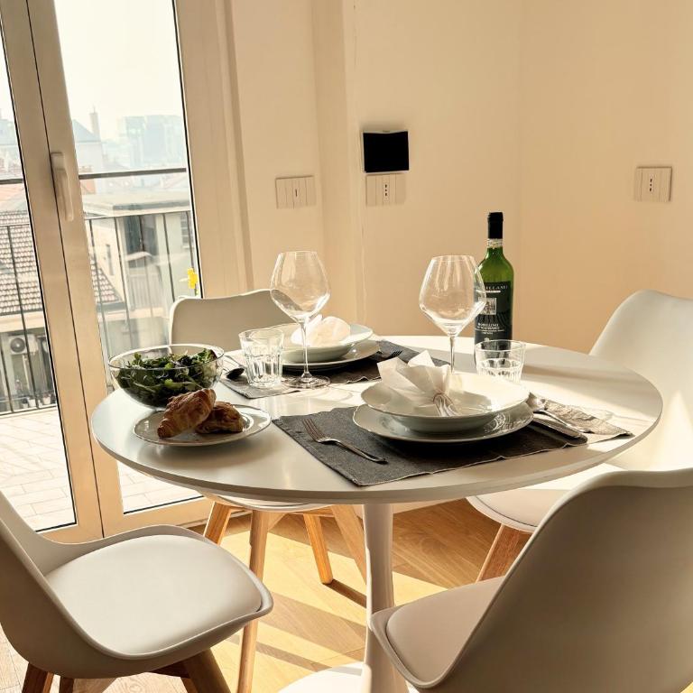 Loreto Penthouse Milan - Appartamento con 4 Camere da Letto e Balcone - 6