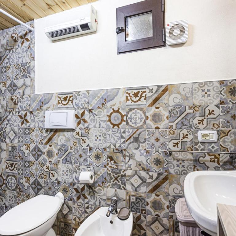 Villa Ardith by Villa Plus - Villa - 28