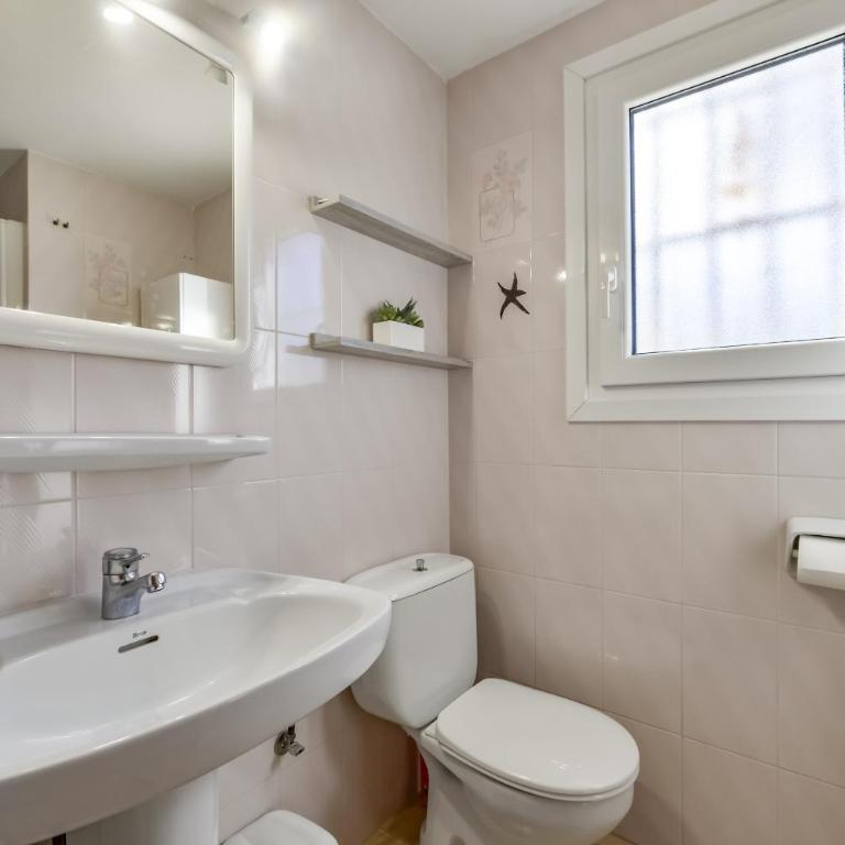 Rafol - Casa adosada con piscina comunitaria y tenis comunitario - Casa Unifamiliar de 3 dormitorios - 26