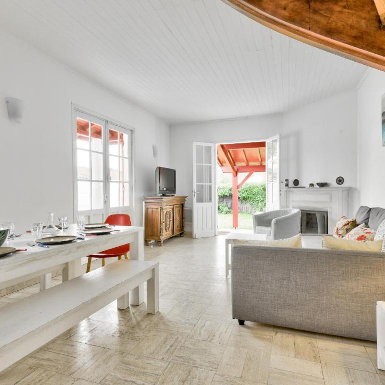 Maison pour 10 - jardin - 600 m de la plage - Casa - 9