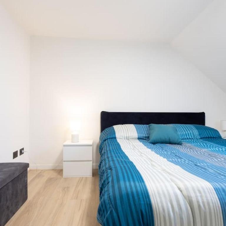 Motor Valley PentHouse - B&B Al Caminetto - Appartamento con 2 Camere da Letto - 8