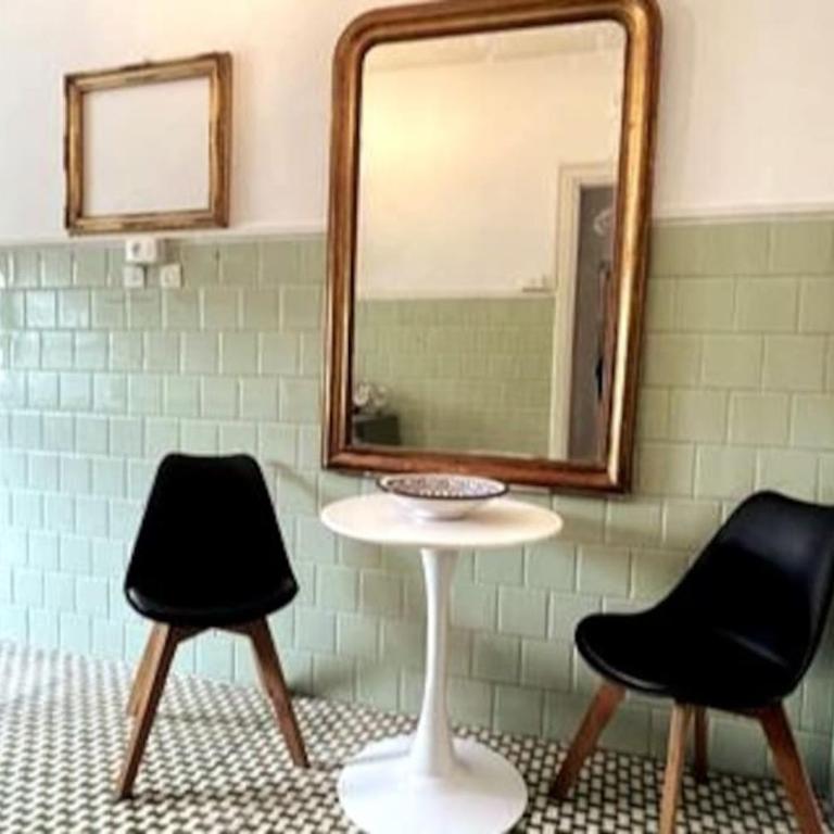 129 Gallery’s Studio @ Vatican - One-Bedroom Apartment - 19