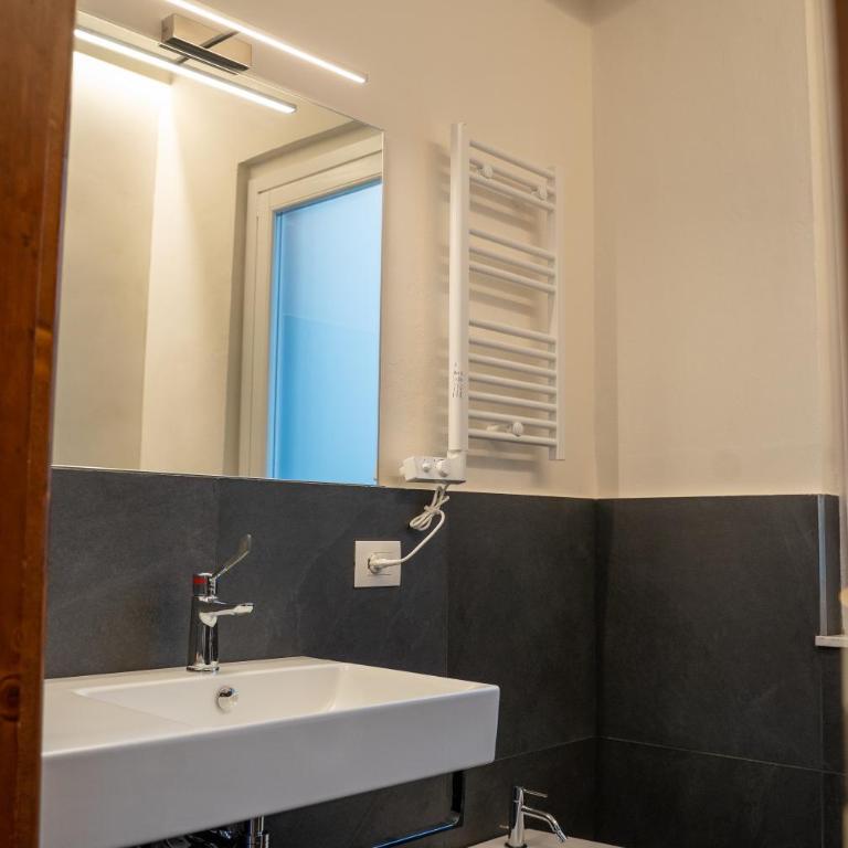 Residenza degli Speziali - Double Room with Balcony - 20