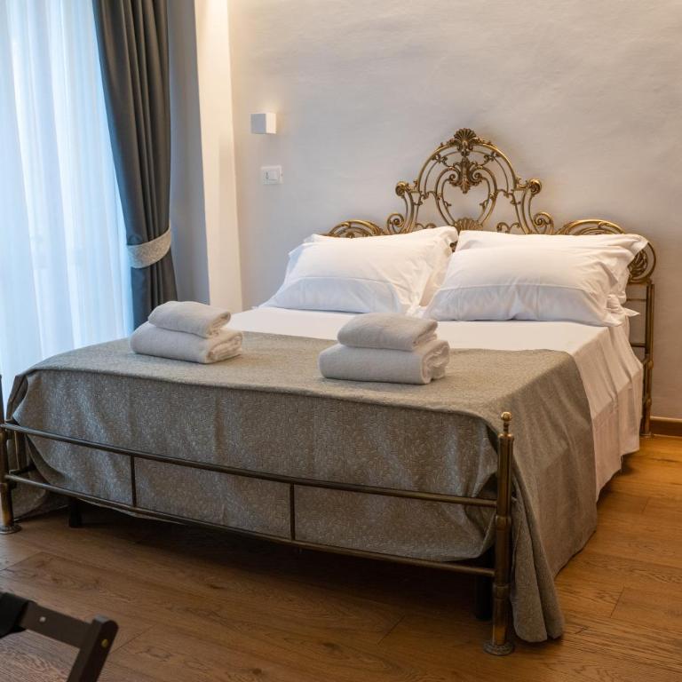 Residenza degli Speziali - Double Room with Balcony - 1