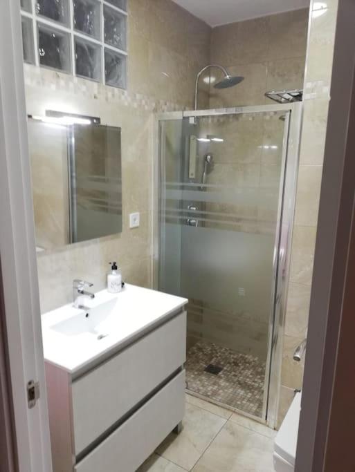 piso reformado 3 habitaciones - Apartamento de 3 dormitorios - 19