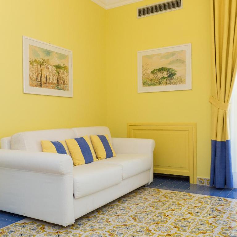 Villa Eliana - Suite King con Balcone - 5