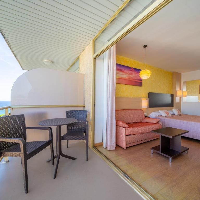 Hotel Blaumar - Habitación Triple Confort - 3