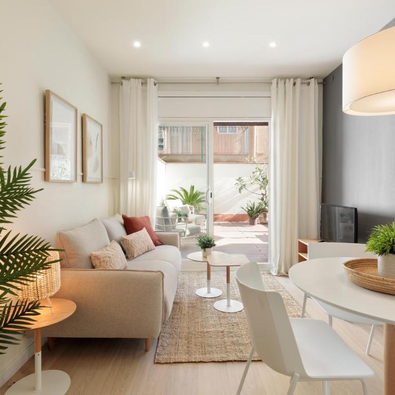 Apartments Sata Sagrada Familia Area - Two-Bedroom Apartment with Terrace - 8