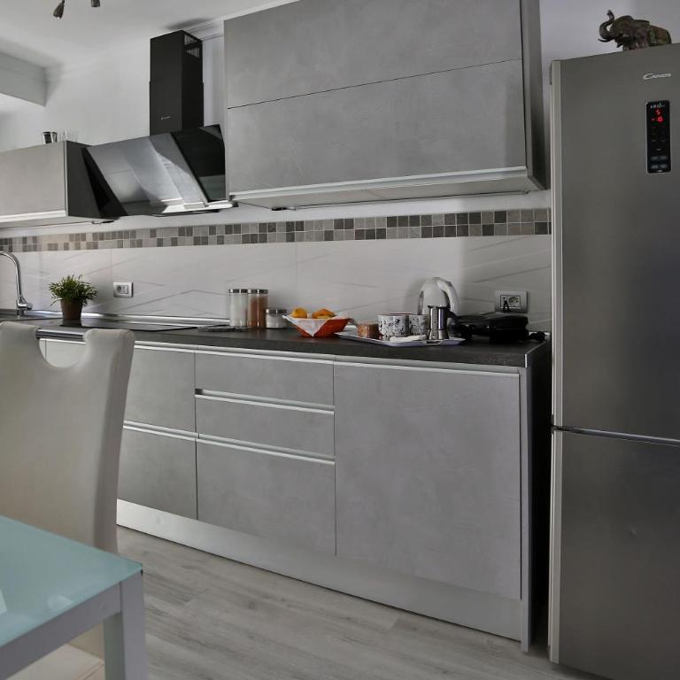 GARDEN HOUSE - Two-Bedroom Bungalow - 22
