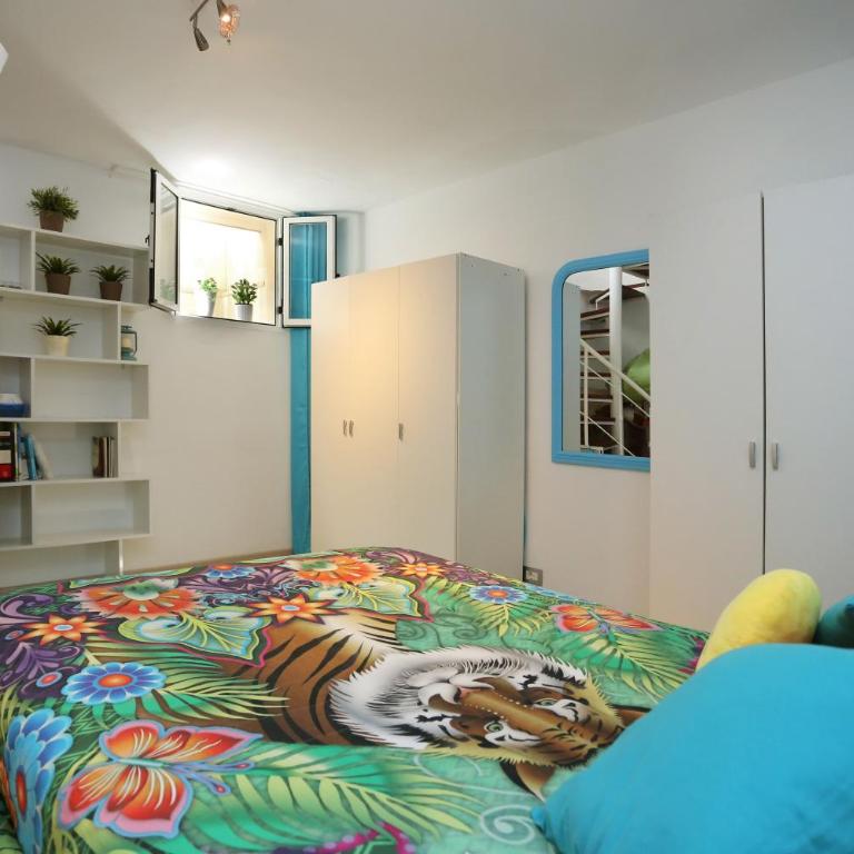 GARDEN HOUSE - Two-Bedroom Bungalow - 32