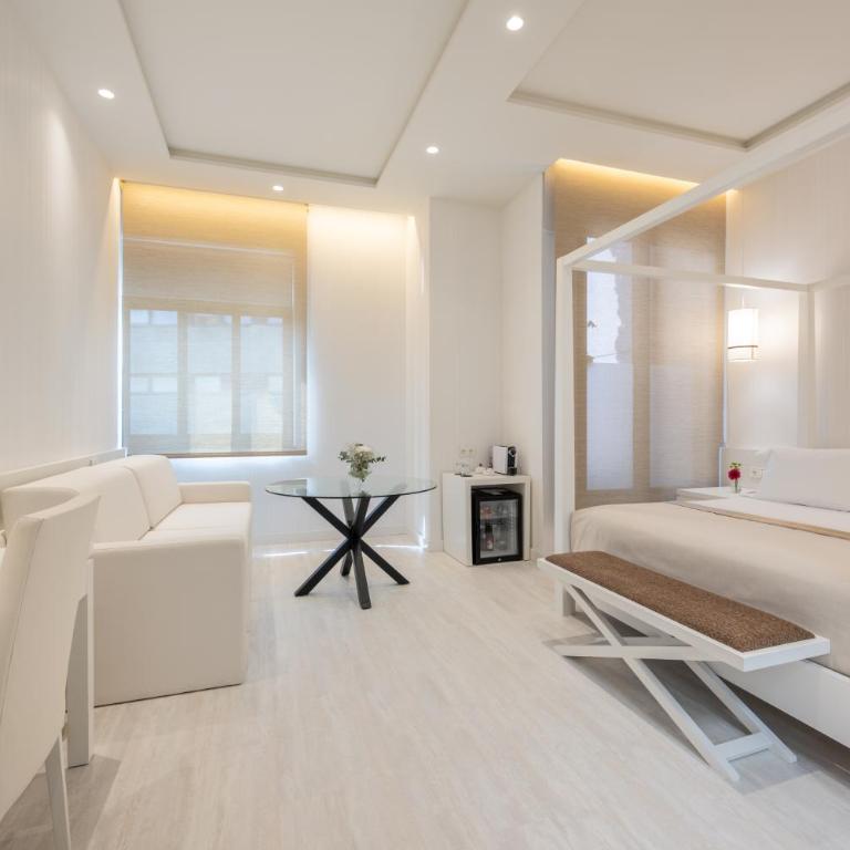 Hotel Saray - Deluxe Double Room - 10
