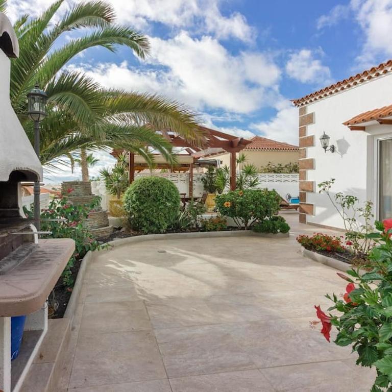 Villa Maya Beautiful 4 Bedroom Villa - Villa - 20