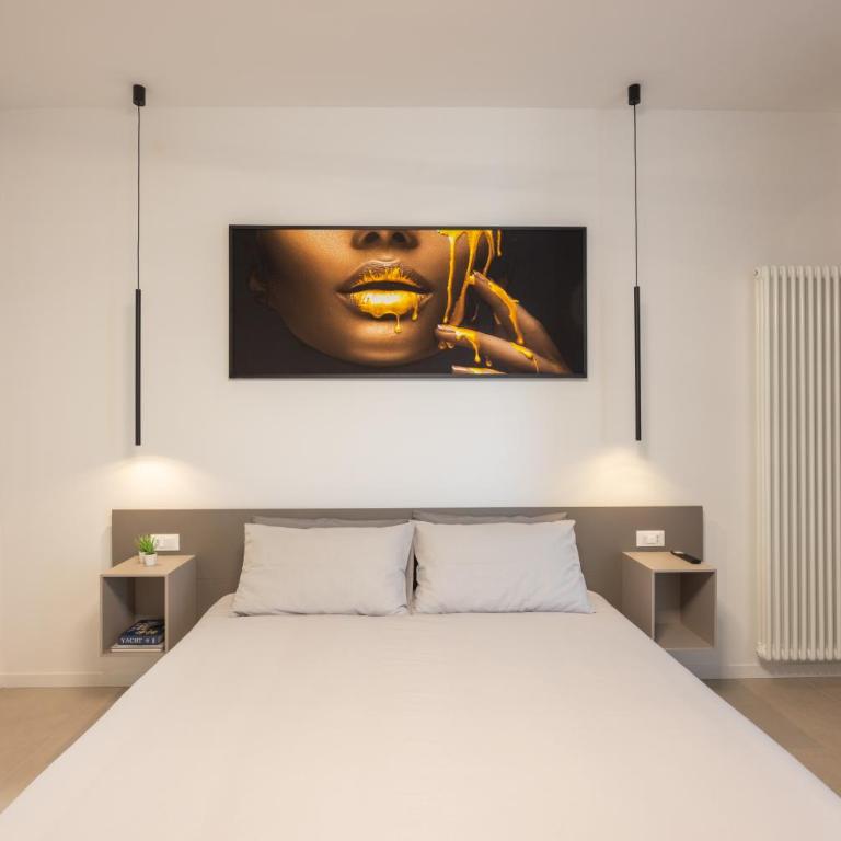 Luxury Station Suite - Superior King Room - 11
