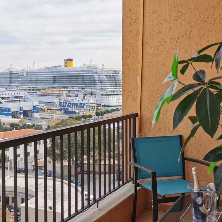 Port Side Elegance Palermo - Camera King con Vista Mare - 1