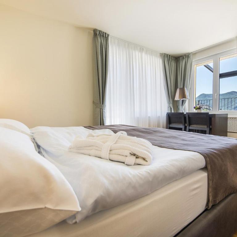 Hotel Walter Au Lac - Suite con 2 Camere da Letto, Vista Lago e Terrazza - 5