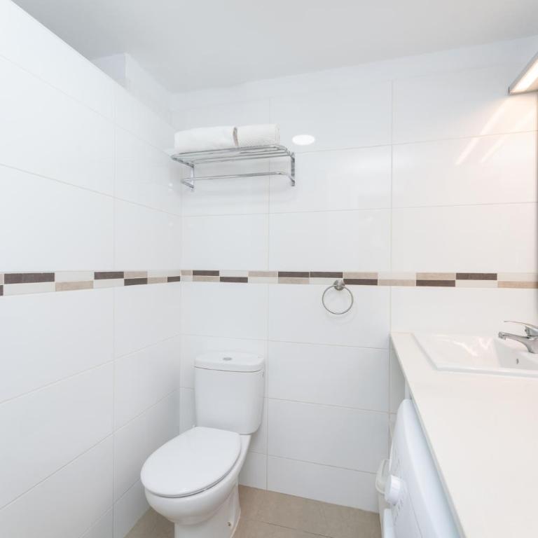 Billy's Puerto de Mogán Apartments by LIVVO - Apartamento Superior con Solárium - 5