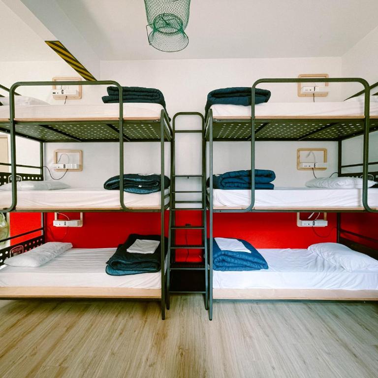Ostello Bello Genova - Posto Letto in Dormitorio con 6 Letti - 4