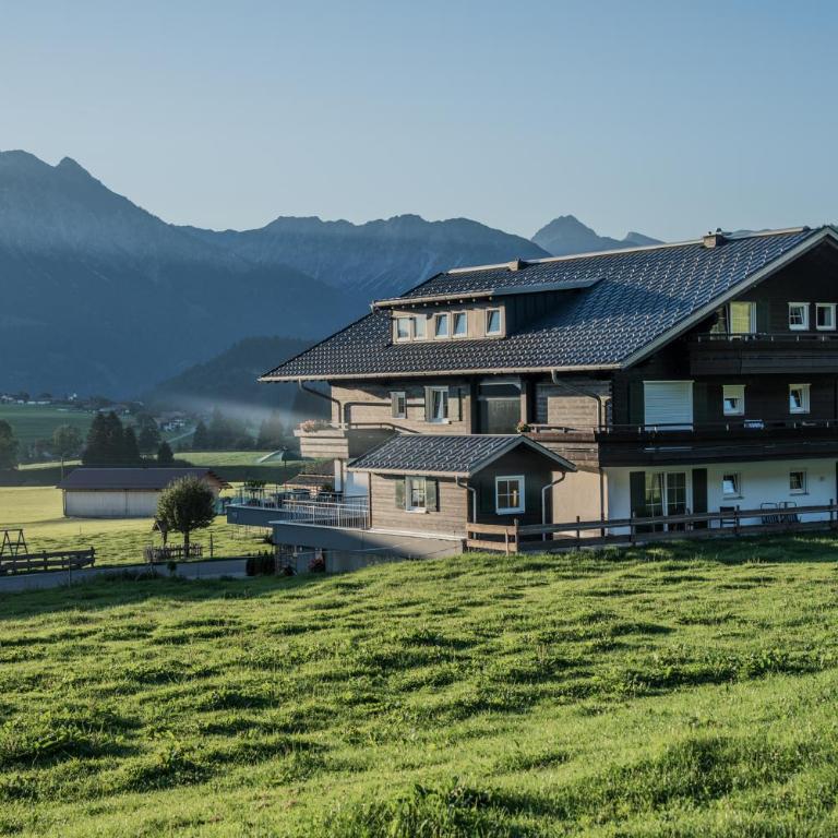 Alpenhaus Steiner - Top-Ferienwohnungen - Sommer-Bergbahn inklusive - Apartment - 2